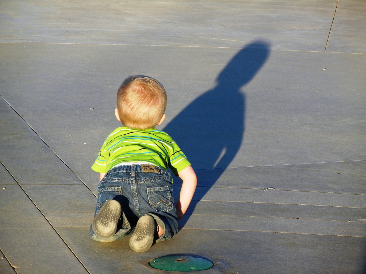 Kada će beba početi da puzi