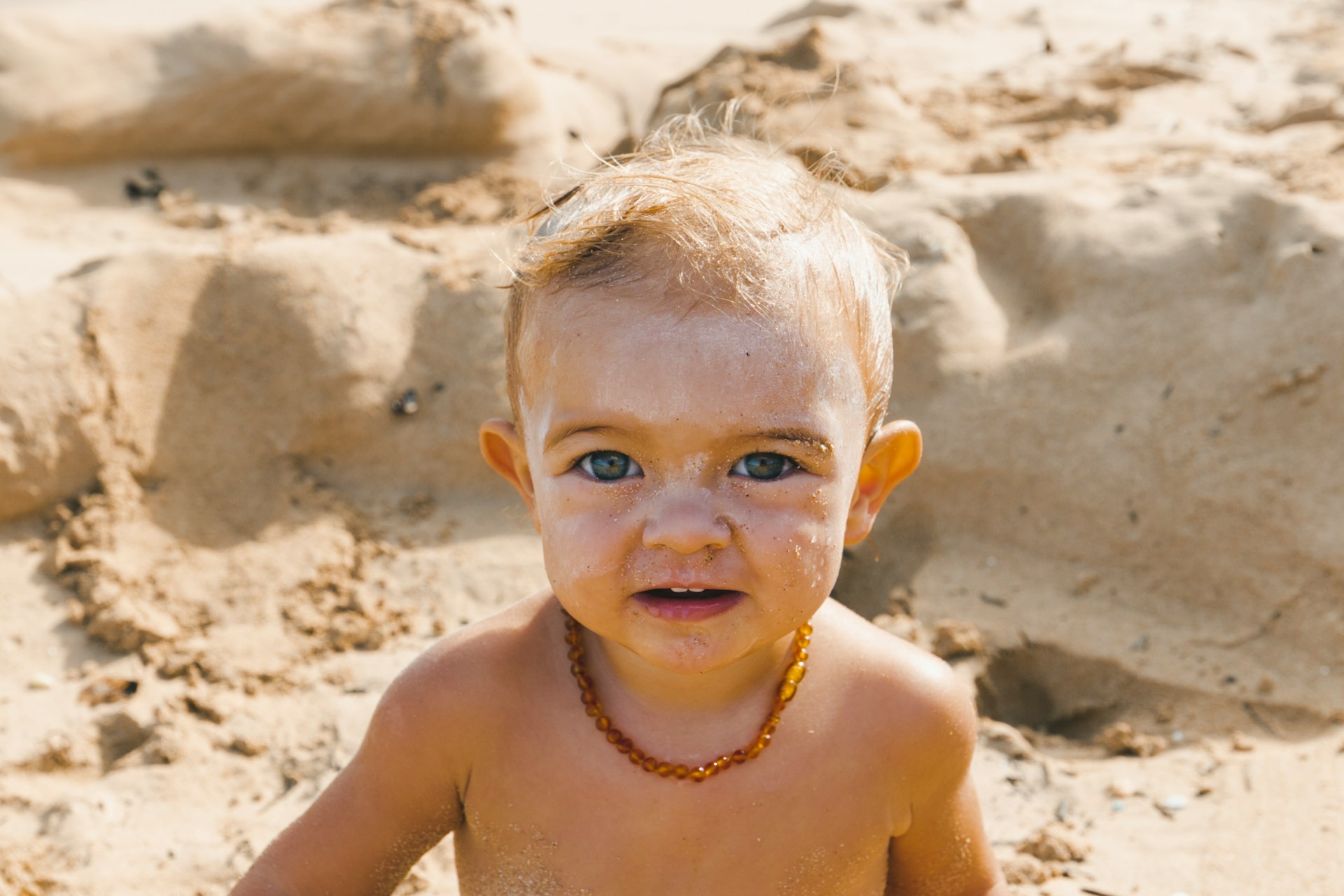 10 najboljih krema za sunčanje za bebe: Da li bebi treba mazati SPF kremu i koju?