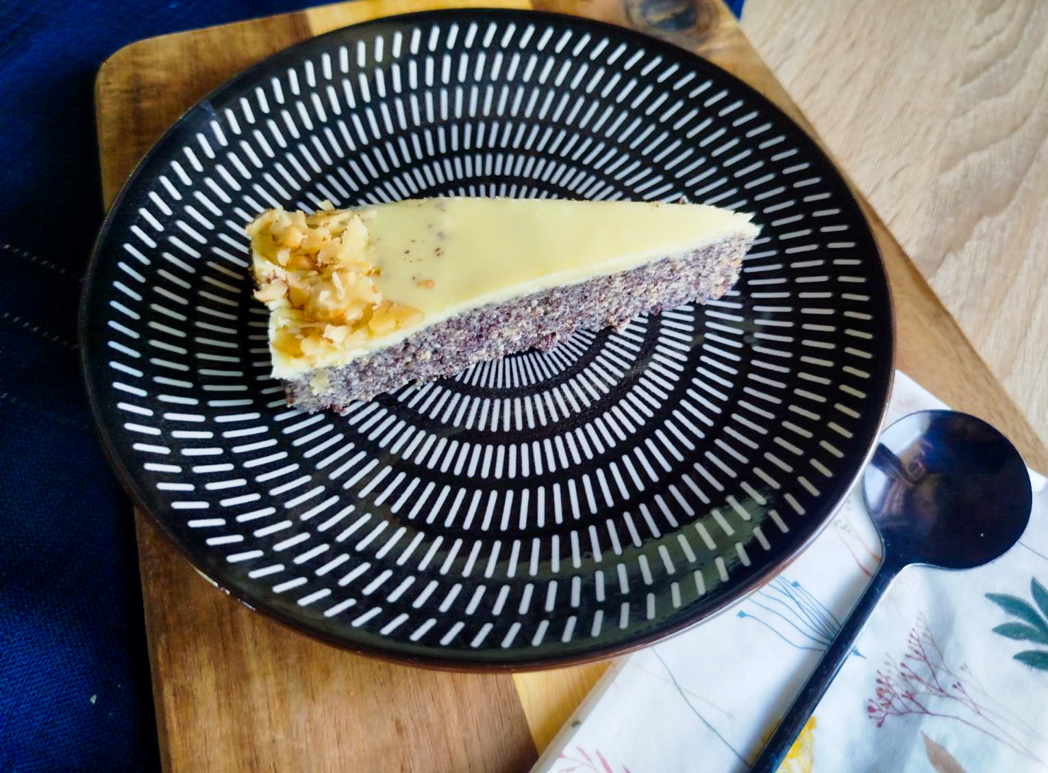 mak torta sa belom čokoladom